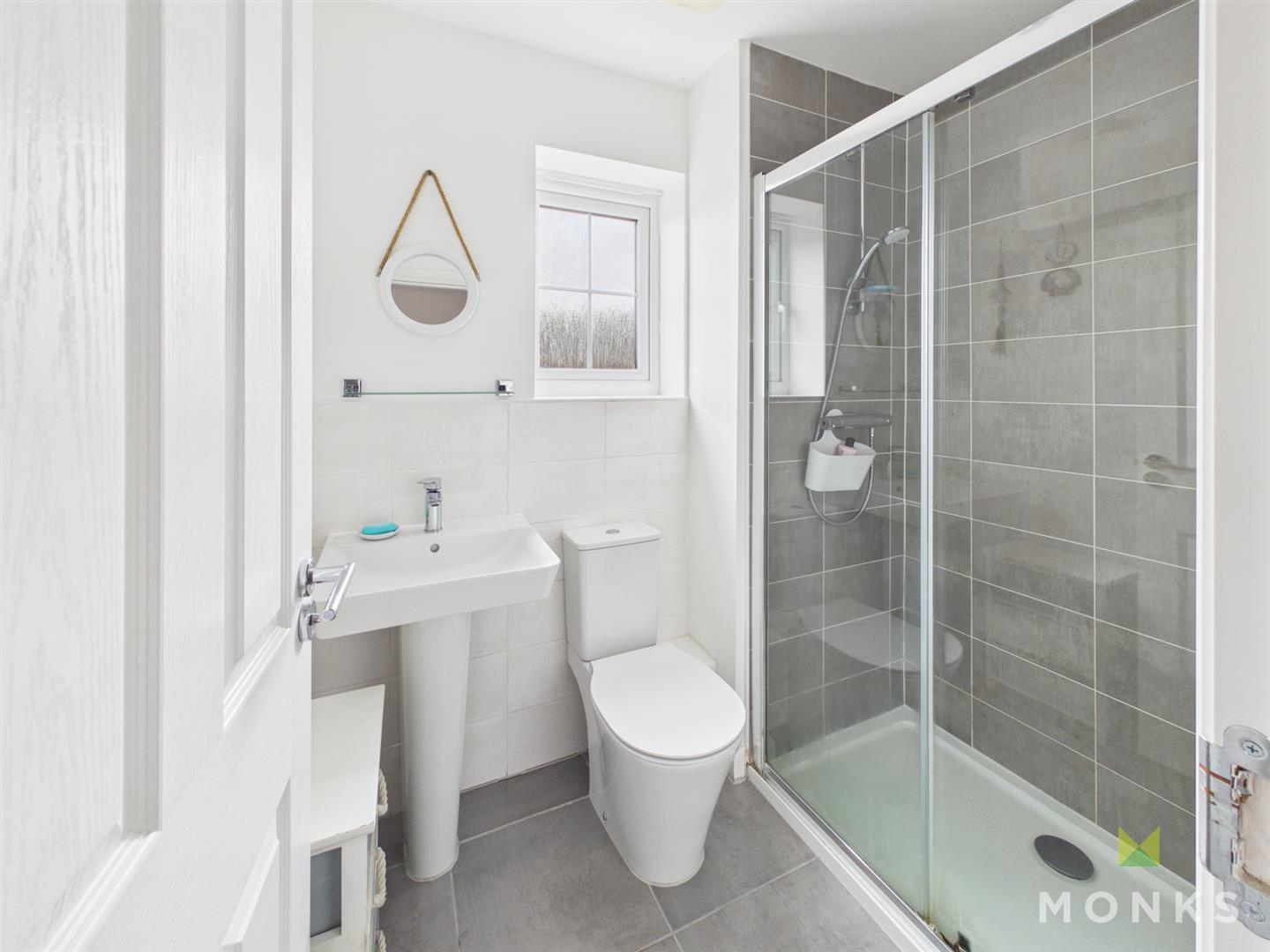 1 Pewit Close, Shrewsbury, SY5 8QH For Sale